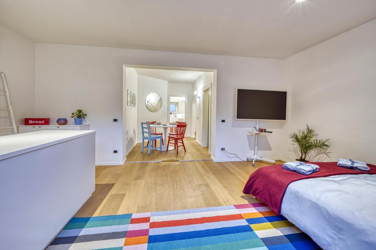 Centrally Located Apartment With Parking Space Caldaro Eksteriør billede