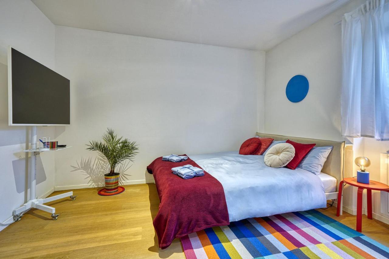 Centrally Located Apartment With Parking Space Caldaro Eksteriør billede